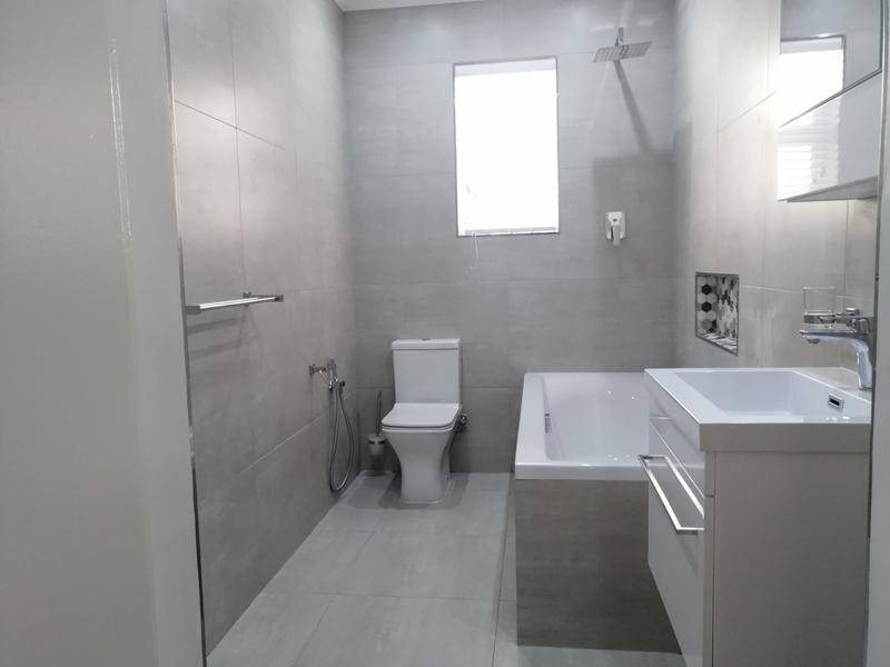 To Let 3 Bedroom Property for Rent in Claremont Western Cape